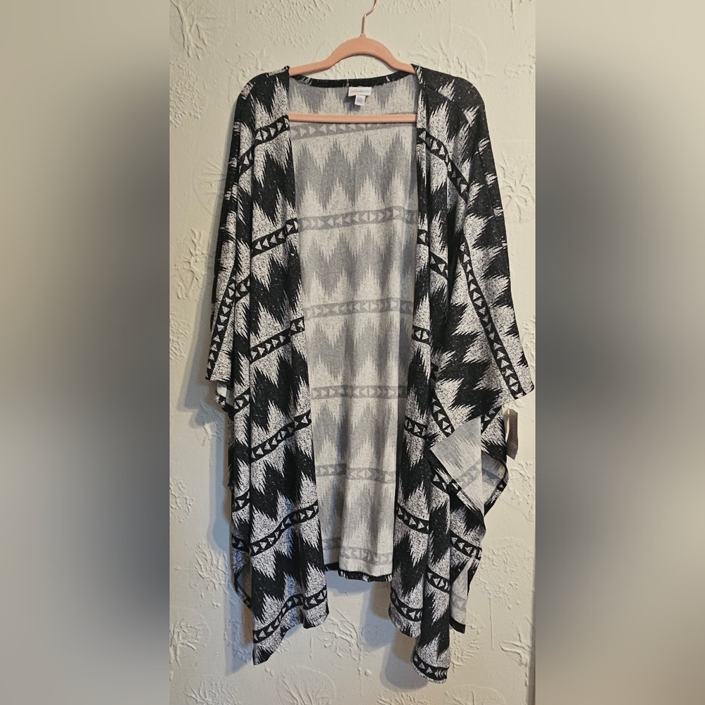 LuLaRoe Wrap Kimono Geometric Print L/XL Savannah NWT